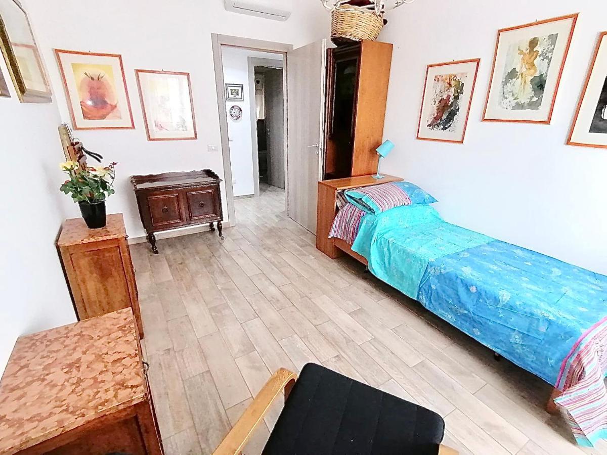 Relax Zambrini Appartement Ostia Buitenkant foto
