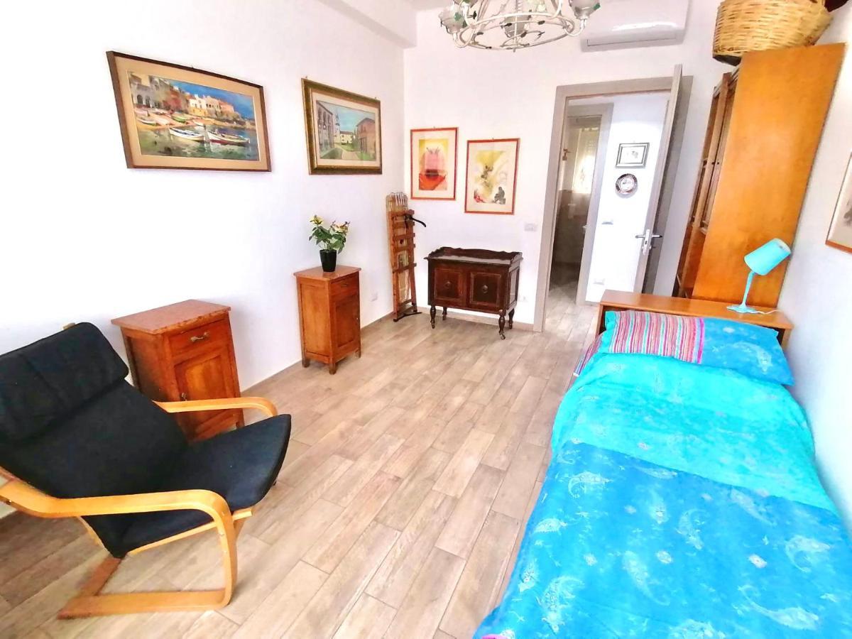 Relax Zambrini Appartement Ostia Buitenkant foto